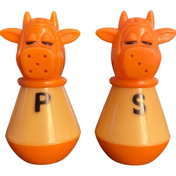Vintage Other - Vintage Cow Salt & Pepper Shaker Set Retro 70s Orange Cream Plastic Retro Kitsch